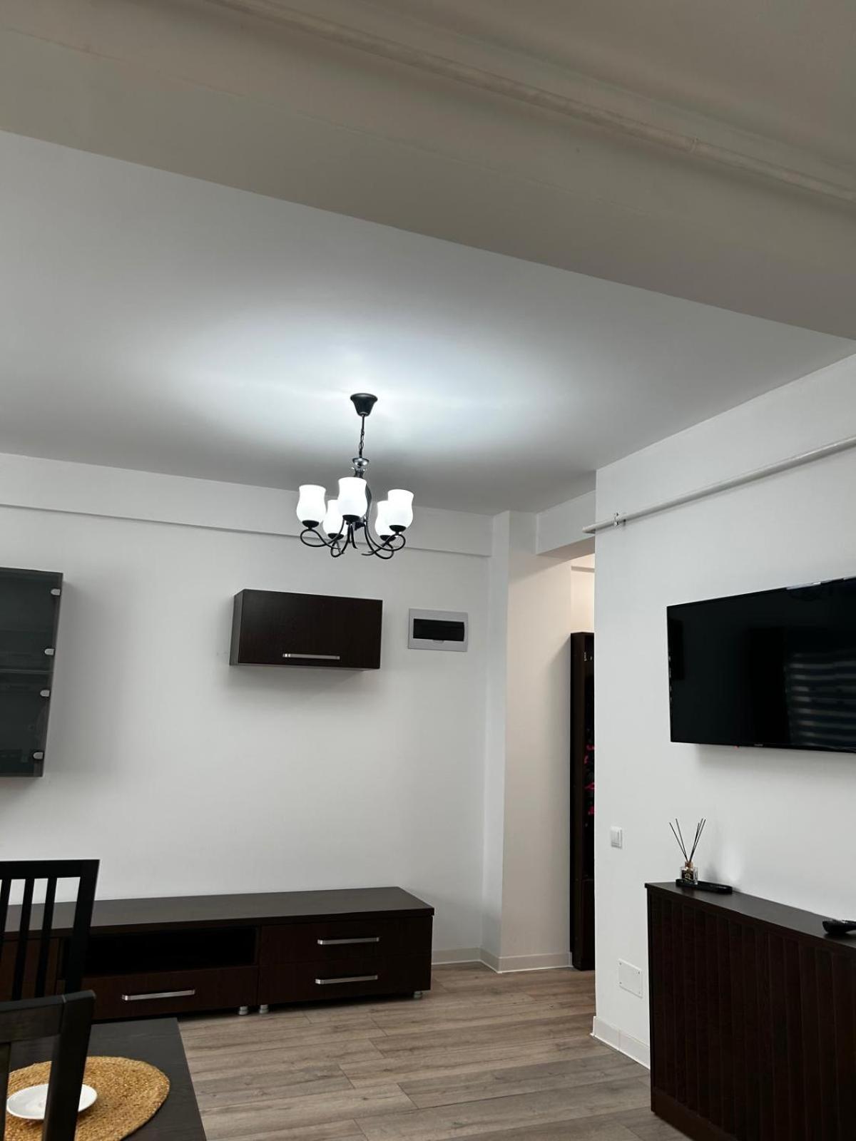 K&K Apartements Крайова Екстериор снимка